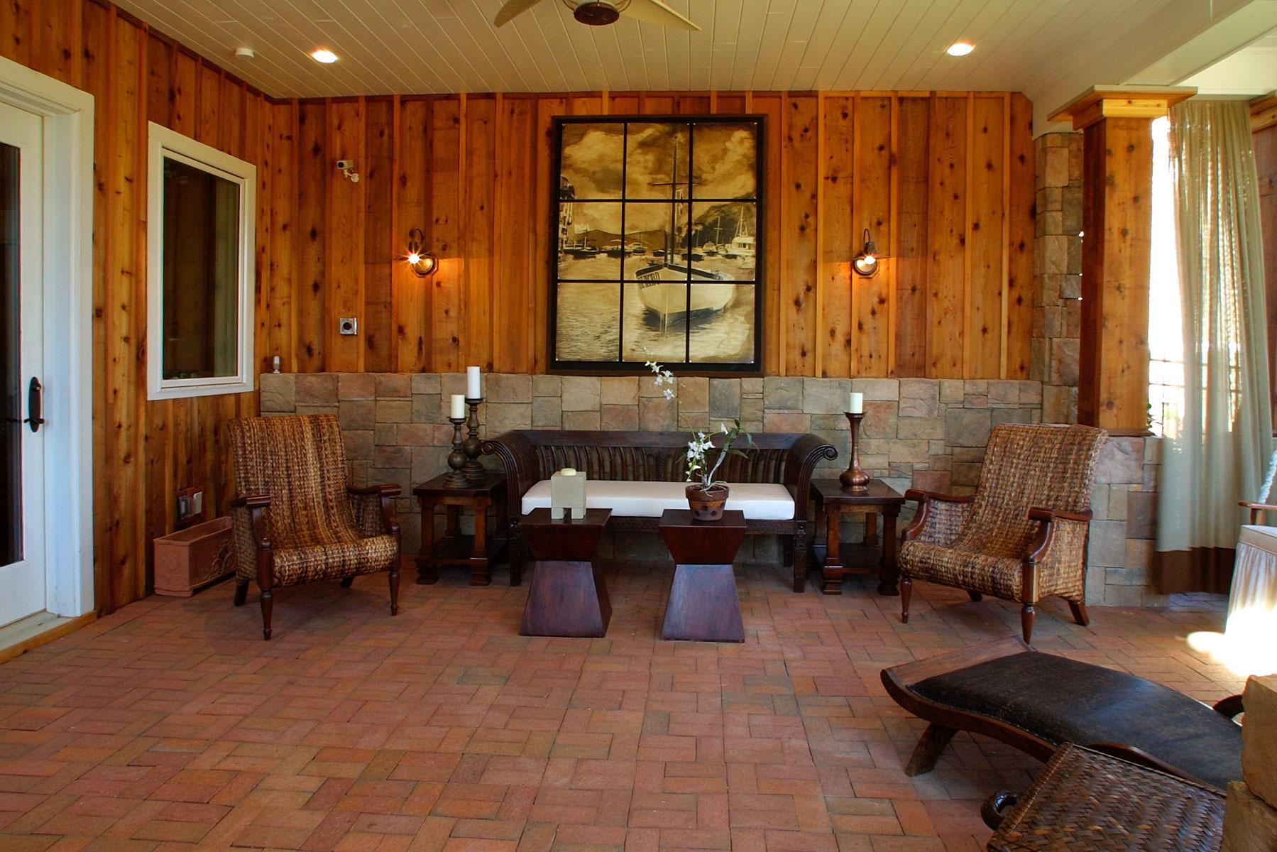 Image of the Carytown Inside Patio